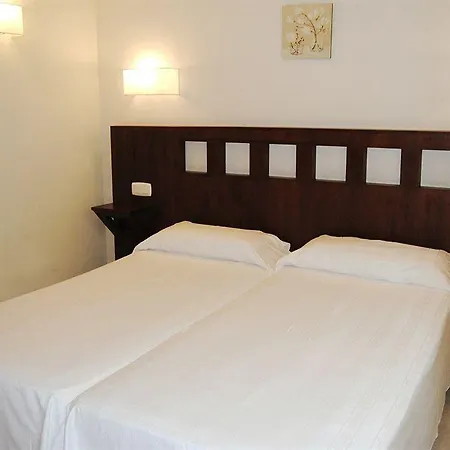 Turisticos Anoreta Apartment *