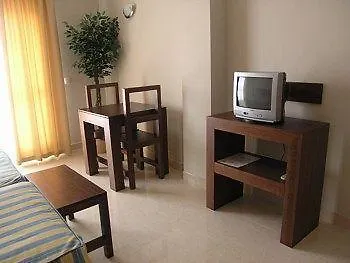 Turisticos Anoreta Apartment *